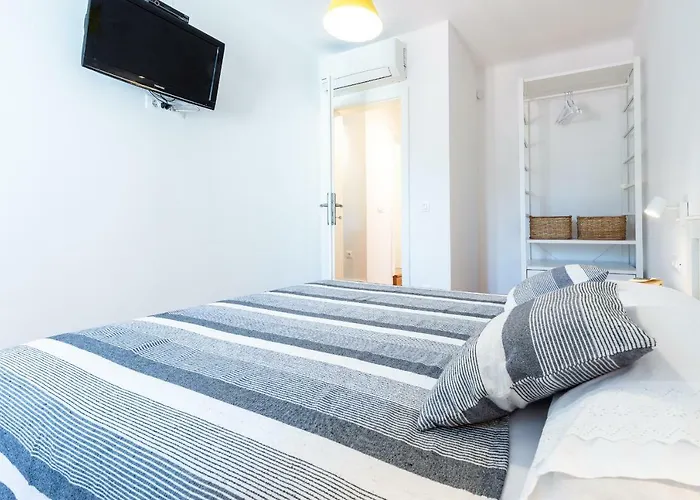 Apartments Simovic Old Town